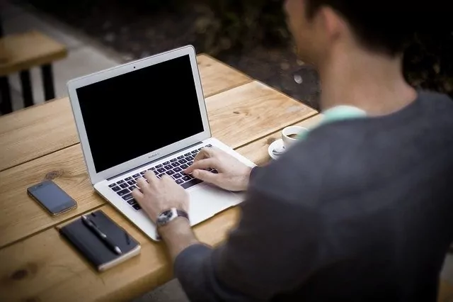 characteristics-of-computer-in-marathi संगणकाची वैशिष्ट्ये | Characteristics Of Computer In Marathi | Features Of Computer In Marathi